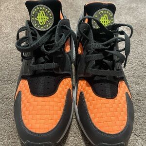 Nike Air Huarache Premiums
